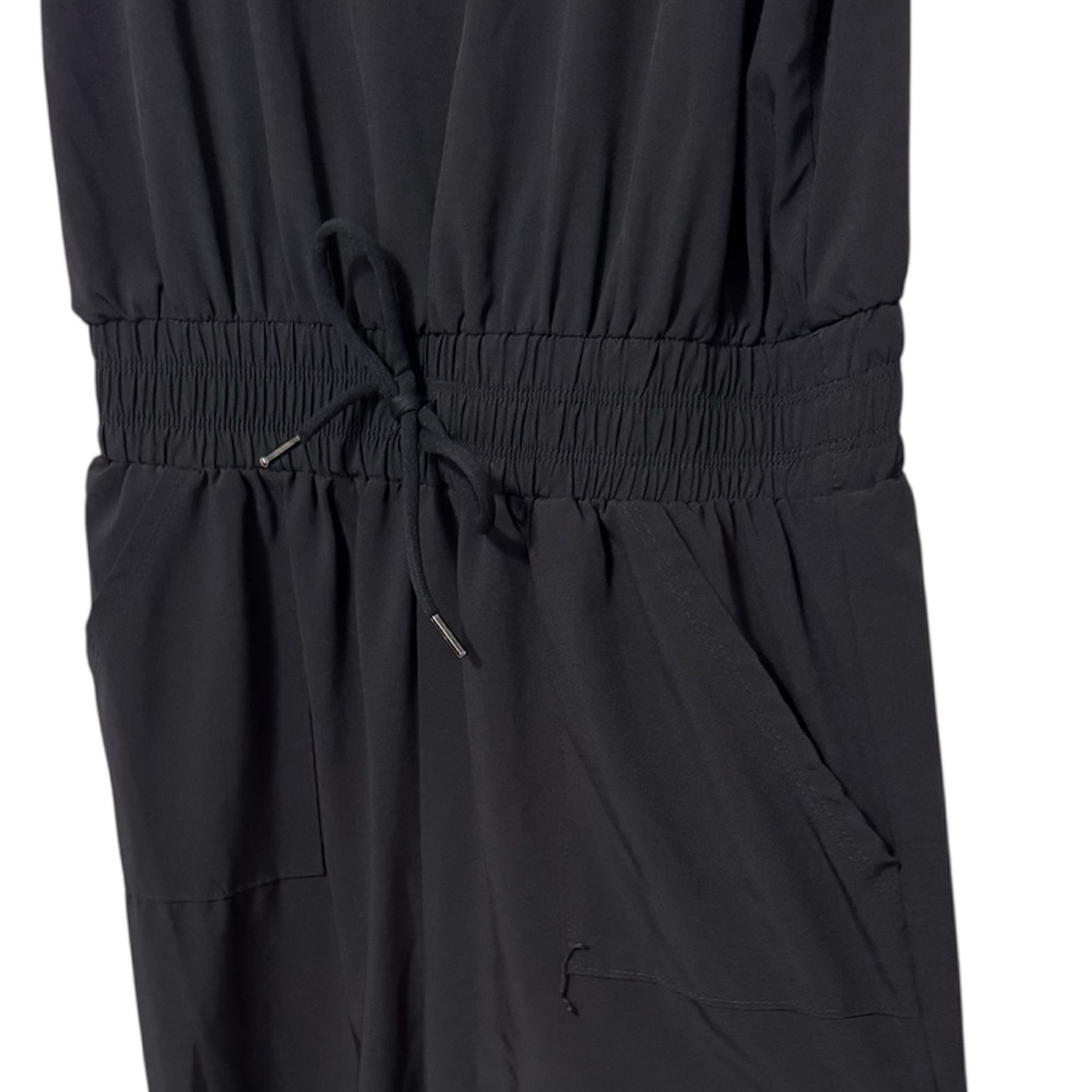 Chic Black Jumpsuits & Rompers Collection - Picture 4 of 8